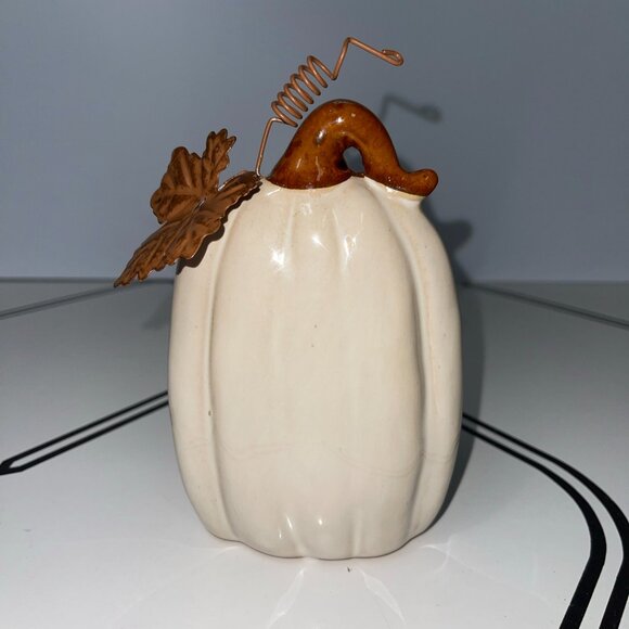 Kirkland's~Pumpkin~Ceramic Cozy Fall~Halloween~Thanksgiving Decor - Picture 7 of 7